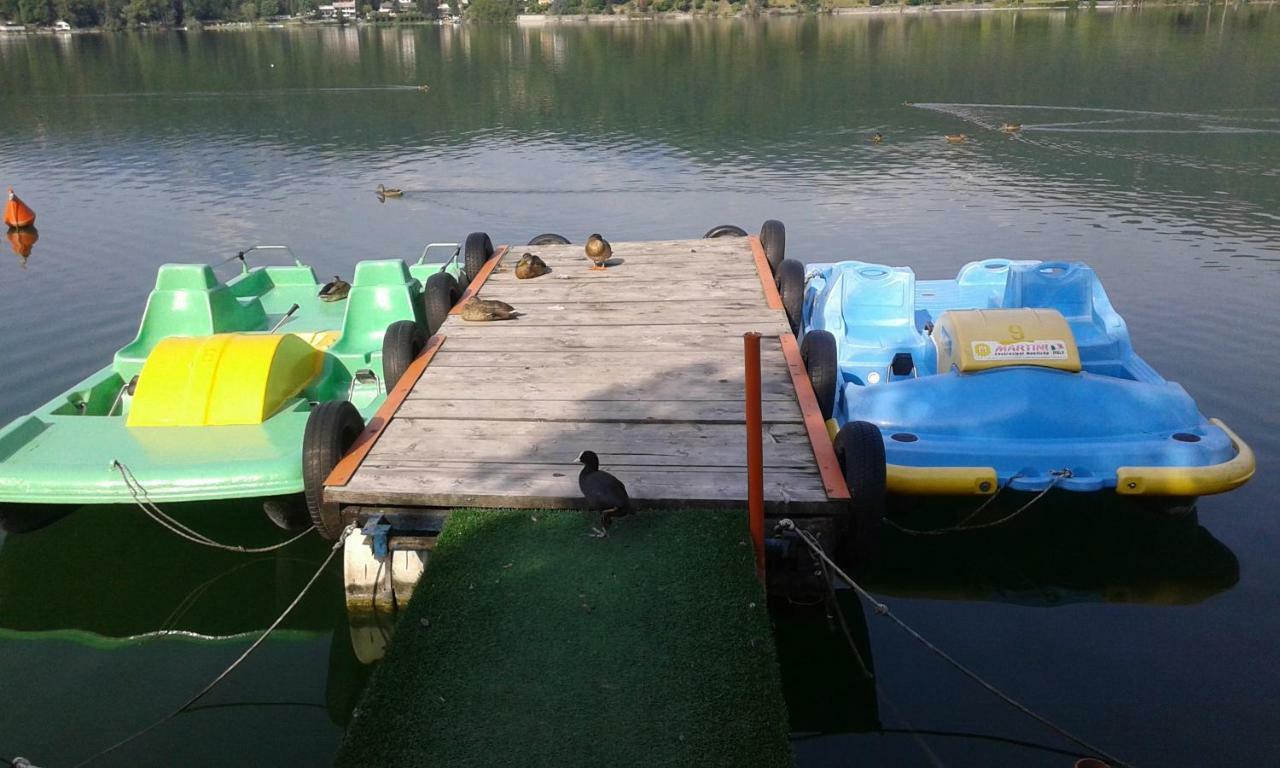 B&B In Riva Al Lago Avigliana Exterior photo